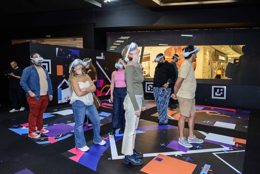Instalação da exposição sobre o Coliseu