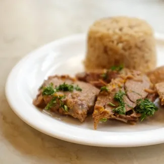 Ceia de Natal à moda árabe é destaque no restaurante Arabesco