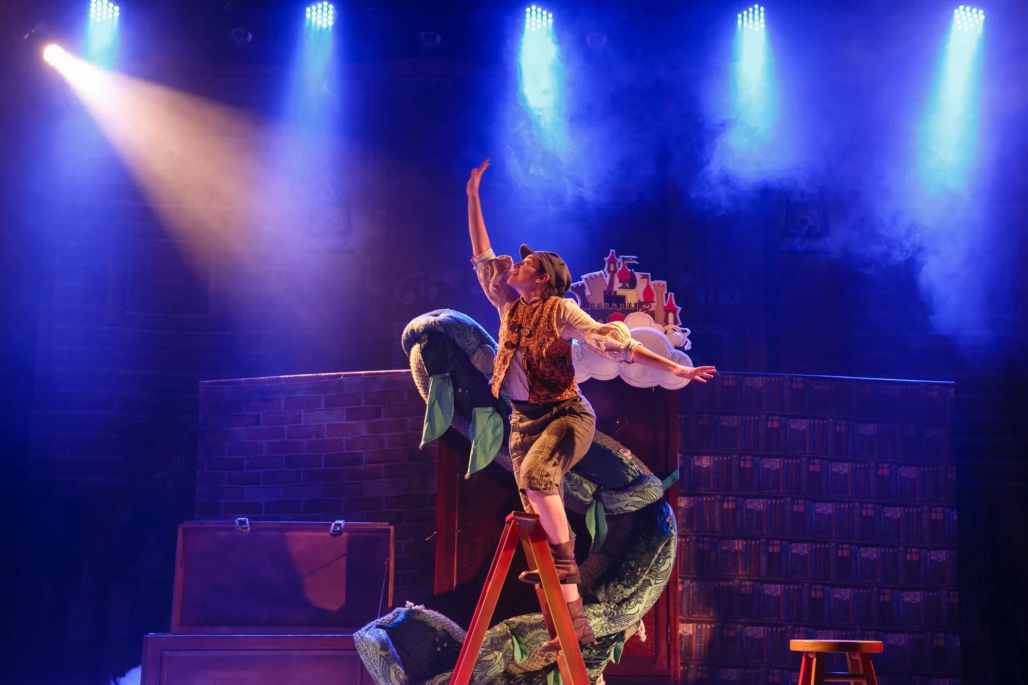 Espetáculo para crianças “João e o Pé de Feijão – O Guarda Histórias” reestreia no Teatro Folha