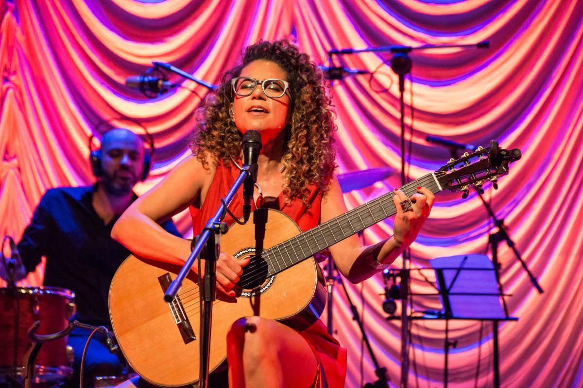 ZANNA, a voz do MetrôRio e indicada ao Grammy Latino como melhor disco de MPB, leva seu novo show à Zona Norte - Crédito Marcelo de Mattos