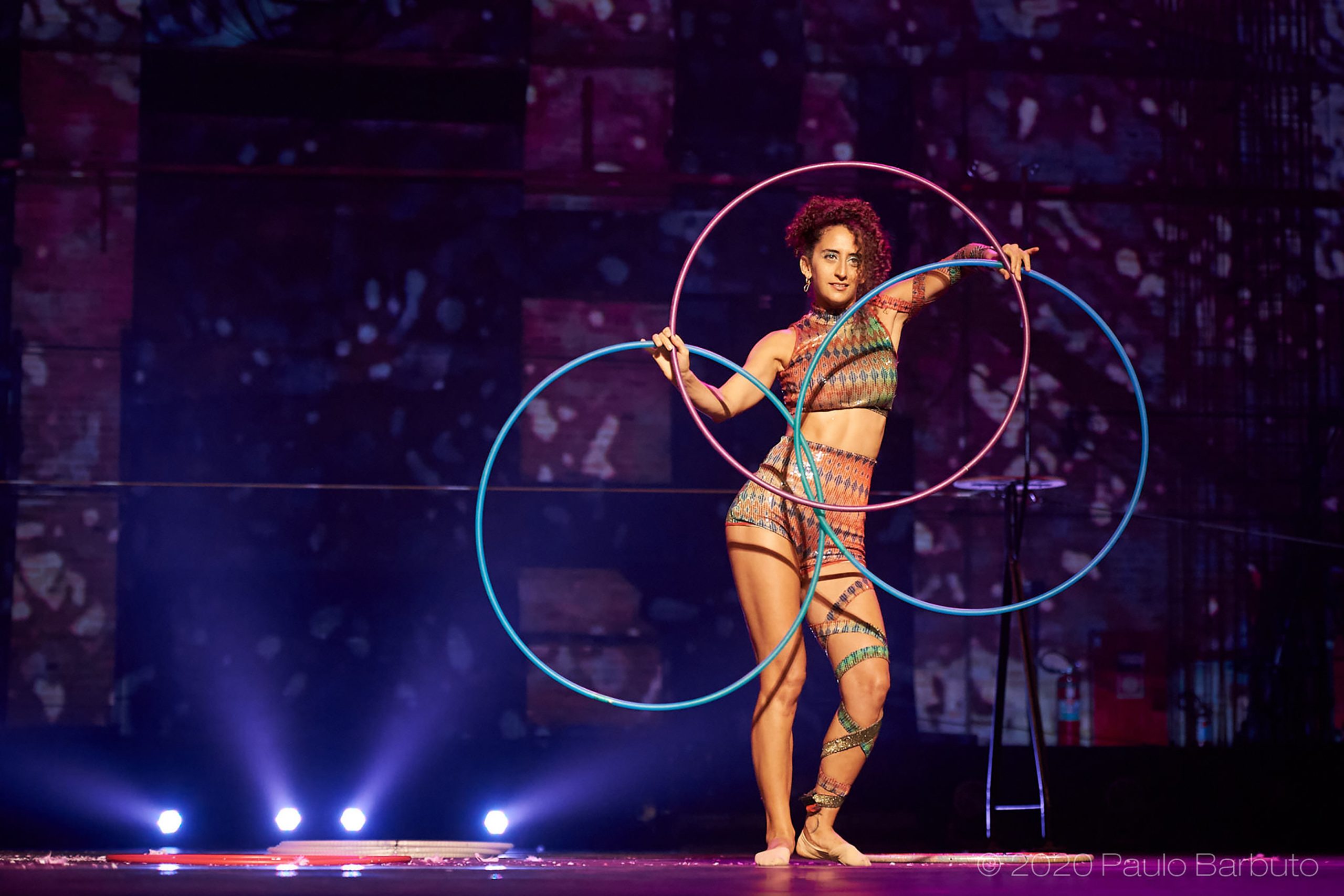 Itaú Cultural retoma a programação Arte na Rua com Bambolês Lúdicos, encerrando programação voltada ao circo