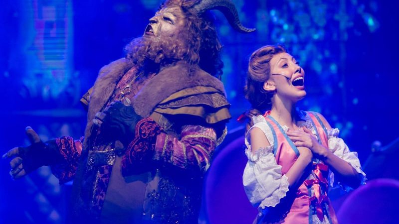 A Bela e a Fera - O Musical: A adaptação estreia no palco do Teatro Liberdade para curta temporada em homenagem ao Dia das Crianças